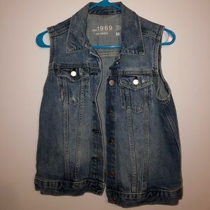 GAP Jean Vest